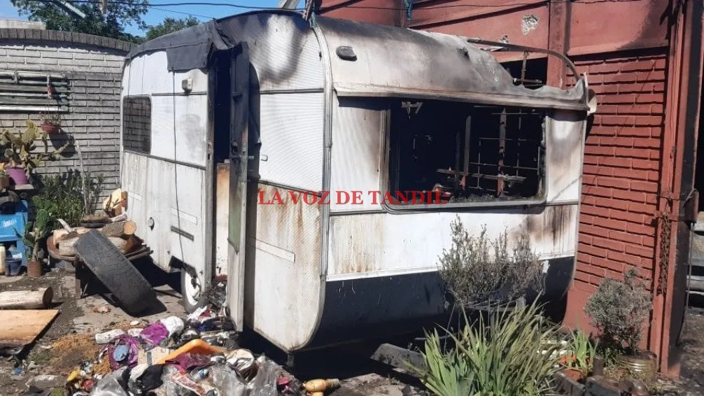 Pérdidas totales en un galpón tras voraz incendio